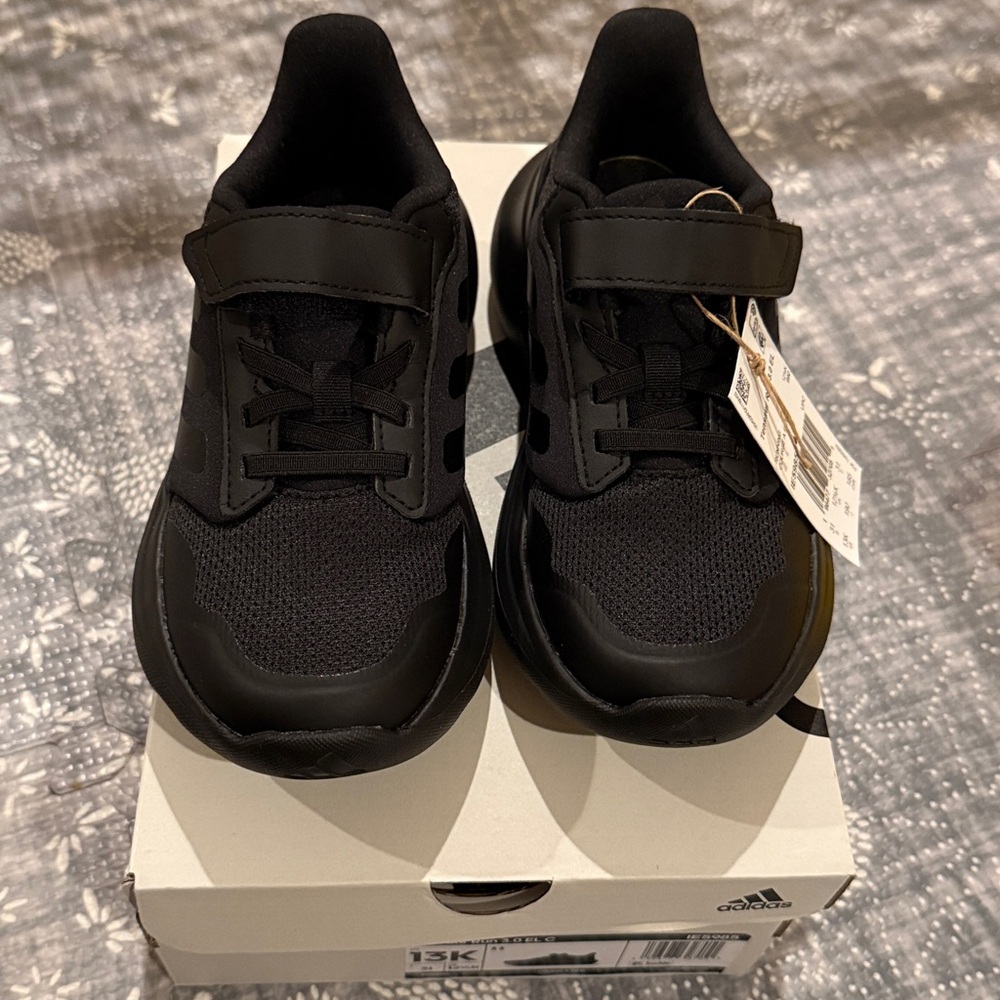 ADIDAS Black & Velcro Running‎ Shoes Size 13 Kids NWT - uniform school shoes